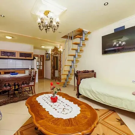 Appartement In 39174